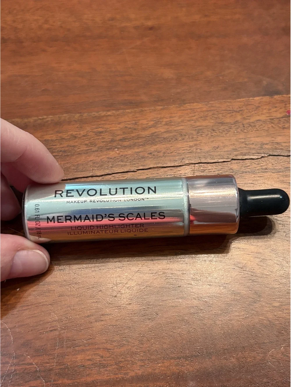Revolution Liquid Highlighter Mermaid's Scales. NEW!